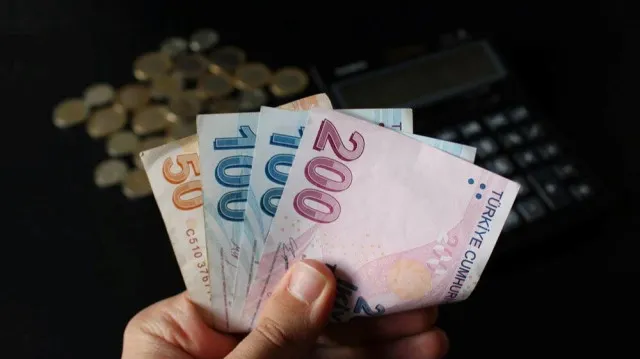 BAĞ-KUR’LULARIN GÖZÜ ERKEN EMEKLİLİK DÜZENLEMESİNDE: GÜLER’DEN AÇIKLAMA