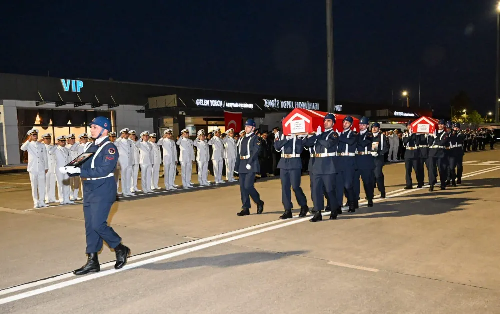 ŞEHİTLERİMİZ ASKERİ TÖRENLE UĞURLANDI