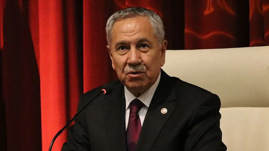 ARINÇ’TAN ÇARPICI ÇIKIŞ: “GEREKİRSE İMRALI’YA BEN GİDERİM”