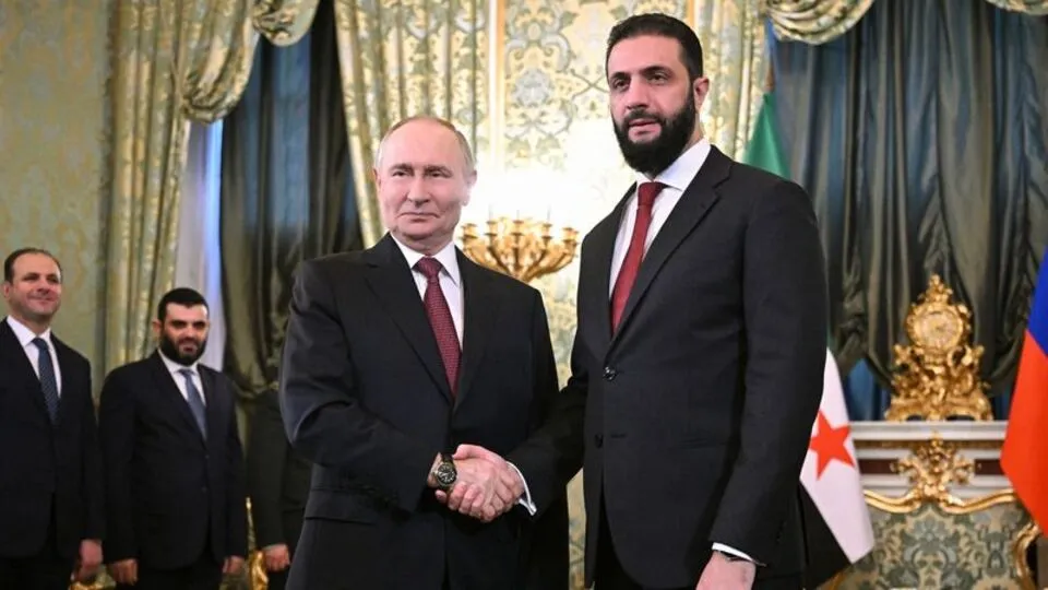 PUTİN VE ŞARA MOSKOVA’DA GÖRÜŞTÜ