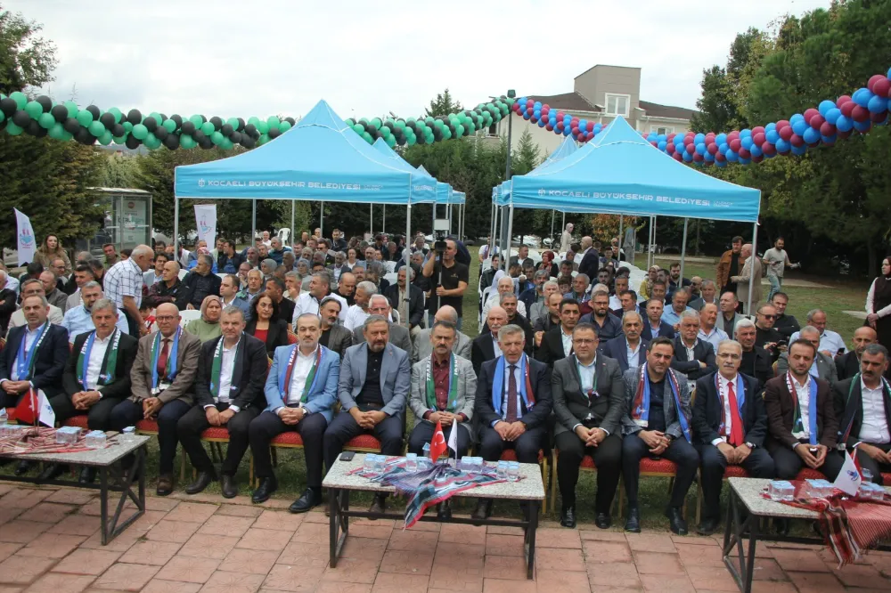 Vali Aktaş, Kocaeli Trabzonlular Derneği Genel Kuruluna Katıldı