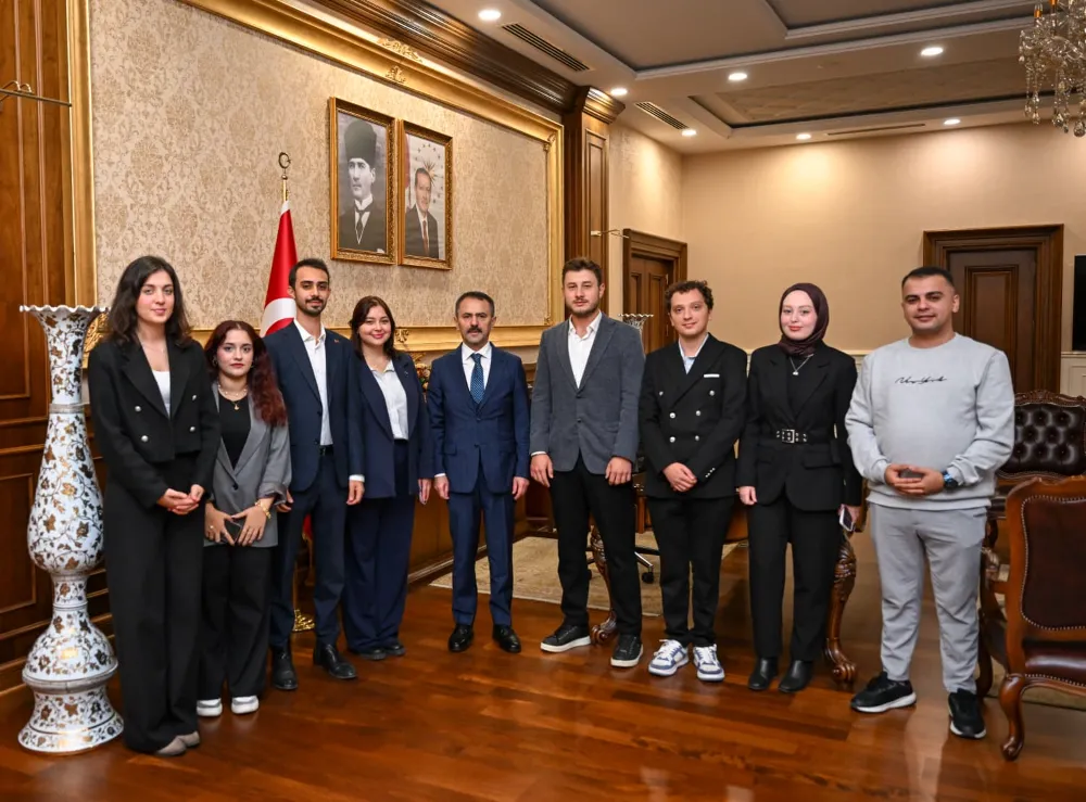 SENİN SESİN GENÇLİK DERNEĞİ VE KULÜBÜ, VALİ İLHAMİ AKTAŞ