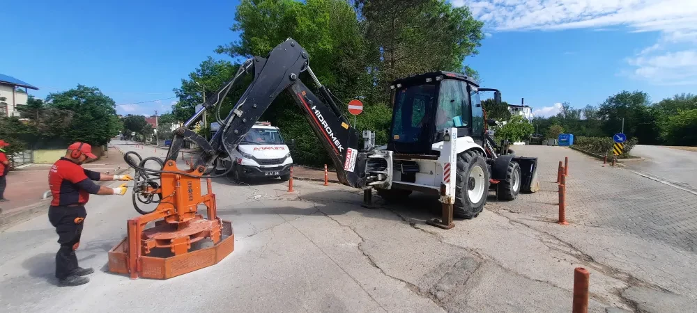 Baca ve ızgaralar asfalta sıfır hale getiriliyor