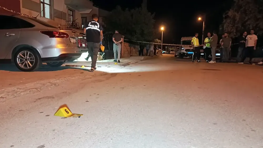 Kız arkadaşının babasını ve ağabeyini pompalı tüfekle vurdu