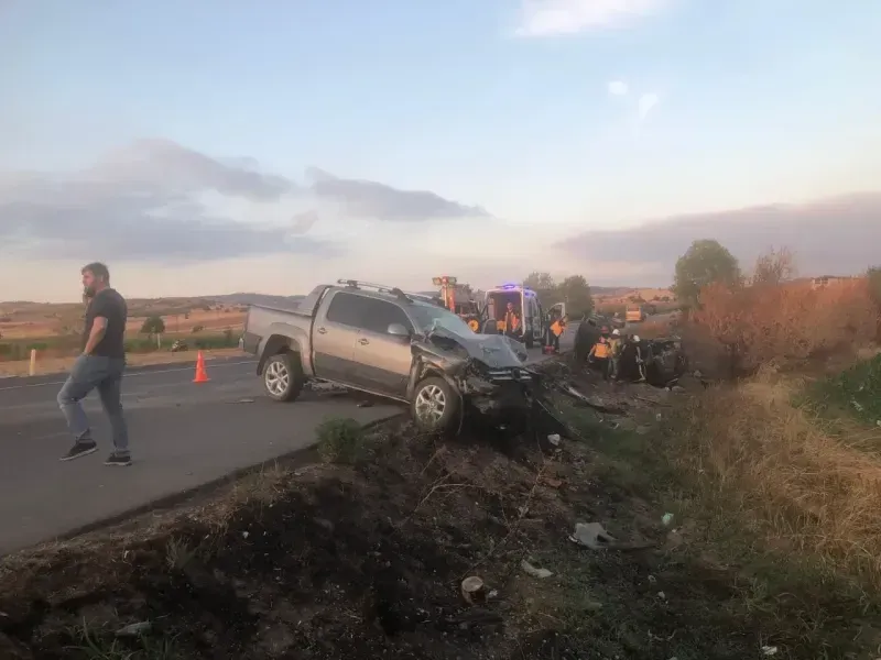 FECİ KAZADA ESKİ BELEDİYE BAŞKANI HAYATINI KAYBETTİ